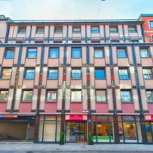 **** Ξενοδοχείο Leonardo Center Γερμανία