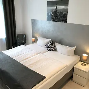 Otel Liberty Köln